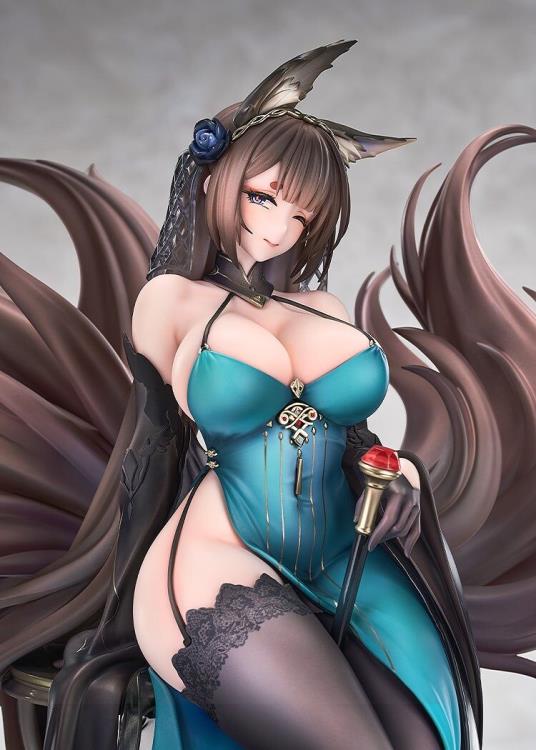 Azur Lane Amagi (Throne of Fallen Petals Ver.) 1/7 Scale Figure - Image 11