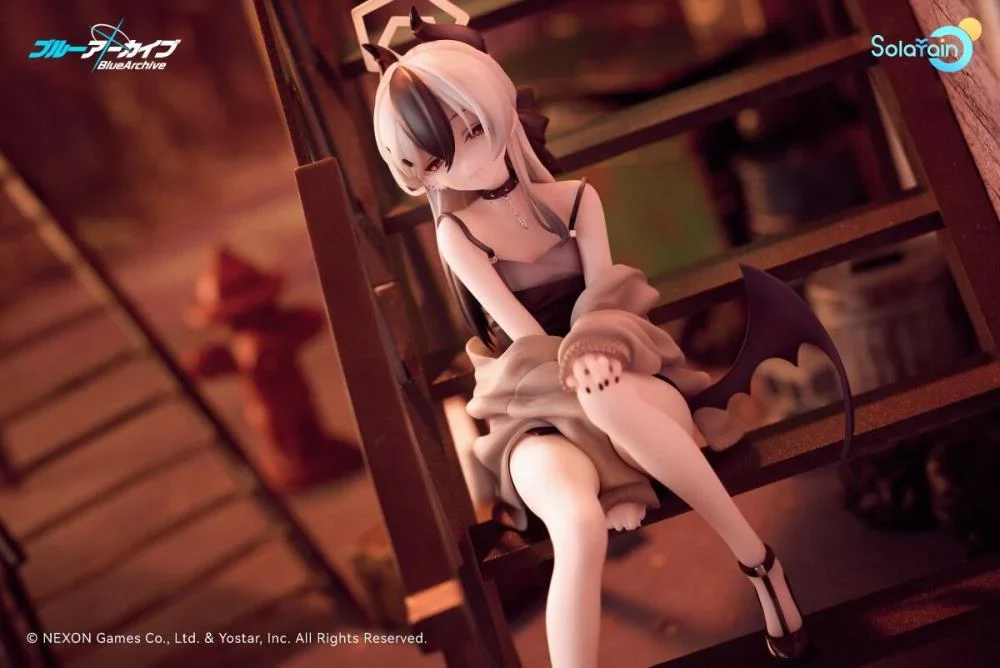 Blue Archive Kayoko (Dress: Memorial Lobby Ver.) 1/7 Scale Figure - Image 10
