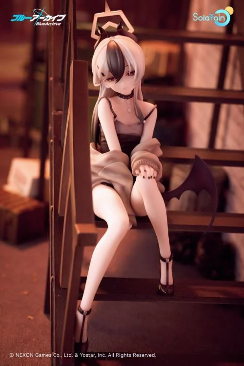 Blue Archive Kayoko (Dress: Memorial Lobby Ver.) 1/7 Scale Figure - Image 5