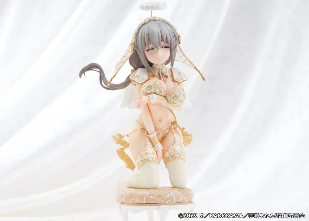 Uzaki-chan Wants to Hang Out! Tsuki Uzaki (Angel Ver.) 1/7 Scale Figure - Image 10