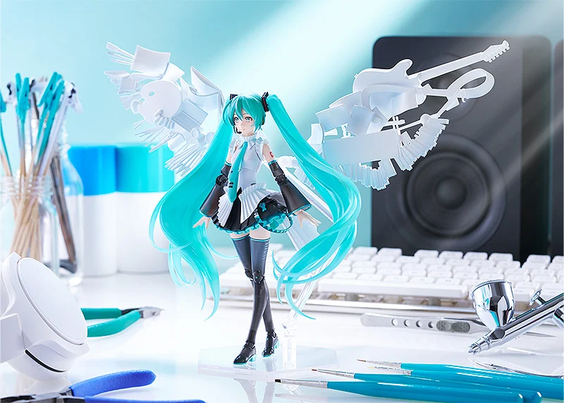 Vocaloid Character Vocal Series 01 PLAMATEA Hatsune Miku (Happy 16th Birthday Ver.) Model Kit - Image 2