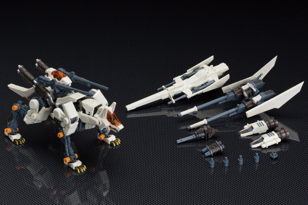 Zoids Highend Master Model RZ-009 Command Wolf AC & LC (Marking Plus Ver.) 1/72 Scale Model Kit - Image 13